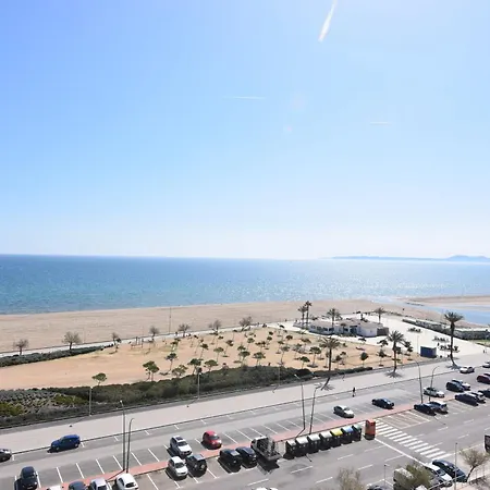 Apartamento Con Piscina Y Vistas Al Mar Ref 154
